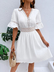 Patchwork Lace Fashion V-neck Tight Waist Solid Color Dress